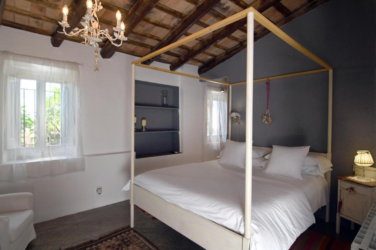 Bed and Breakfast Le Rondini Montrás Zewnętrze zdjęcie